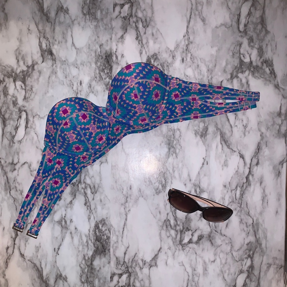 Xhilaration strapless push up bikini top! NWOT